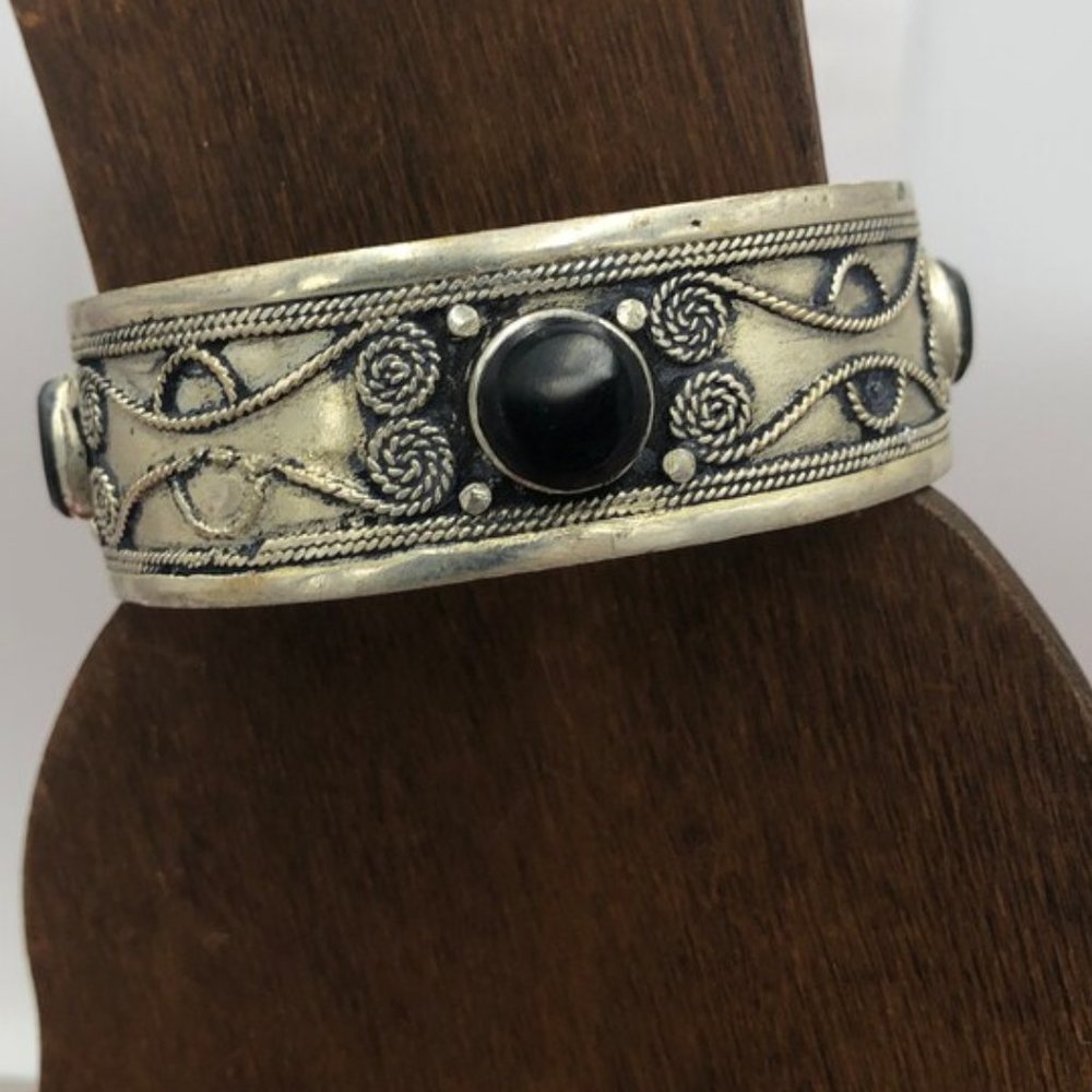 single  Tribal Vintage Stones Slim Bracelet Boho Bracelet